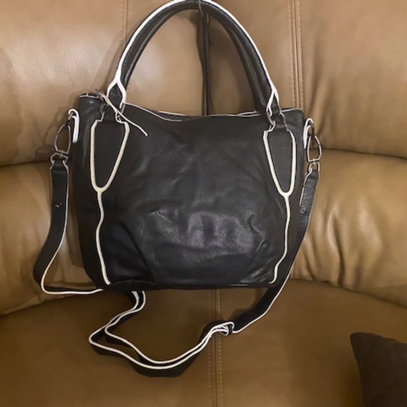 Liebeskind Berlin shoulder bag gently used - Picture 2 of 7